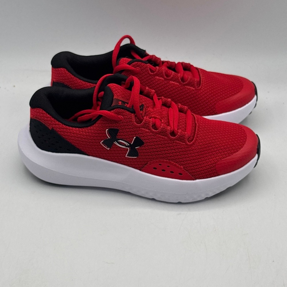 Under Armour BGS Surge 4 Boys Size 5Y Red Black Running Shoes 3027103-600